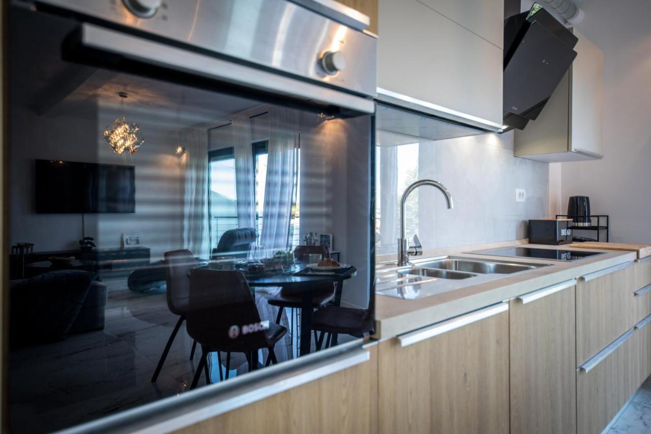 Manini Apartment